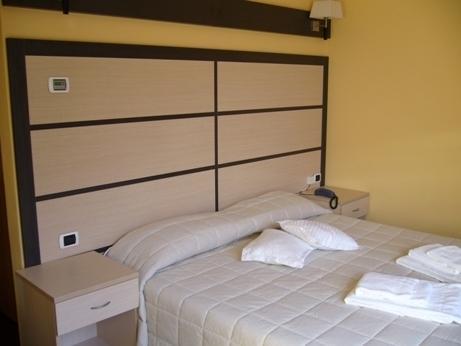 Hotel La Solitaria Carlazzo Екстериор снимка