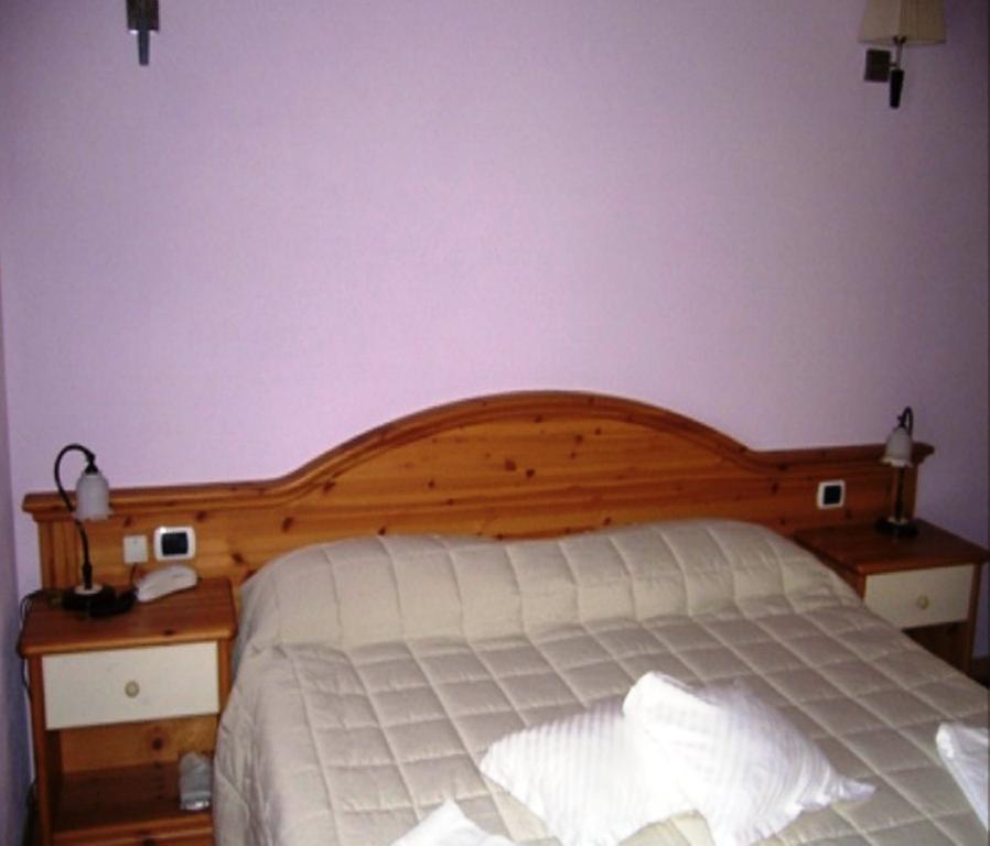 Hotel La Solitaria Carlazzo Стая снимка